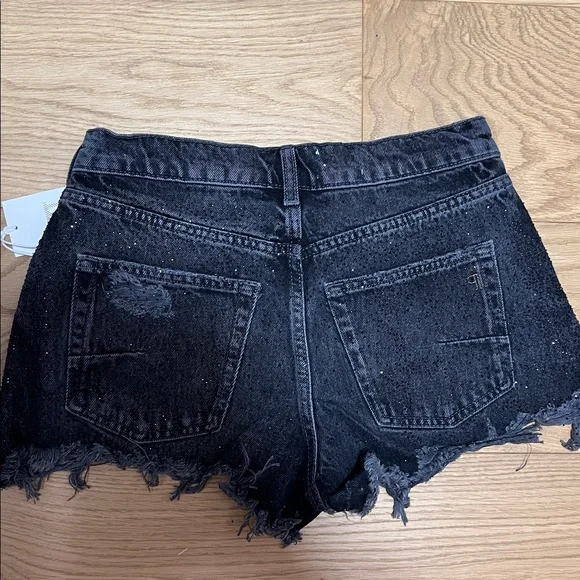 NWT $128 ANTHROPOLOGIE PILCRO The Devon Rhinestone Distressed Denim Shorts 26 - Picture 8 of 14